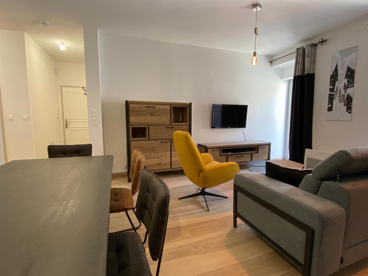 Plein Centre, T3 5P Totalement Renove 55M2. Wifi Apartment Cauterets Exterior photo